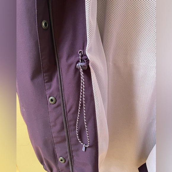 Lands End Women's Tall Squall Packable Waterproof Raincoat in Blackberry Purple - Picture 6 of 9